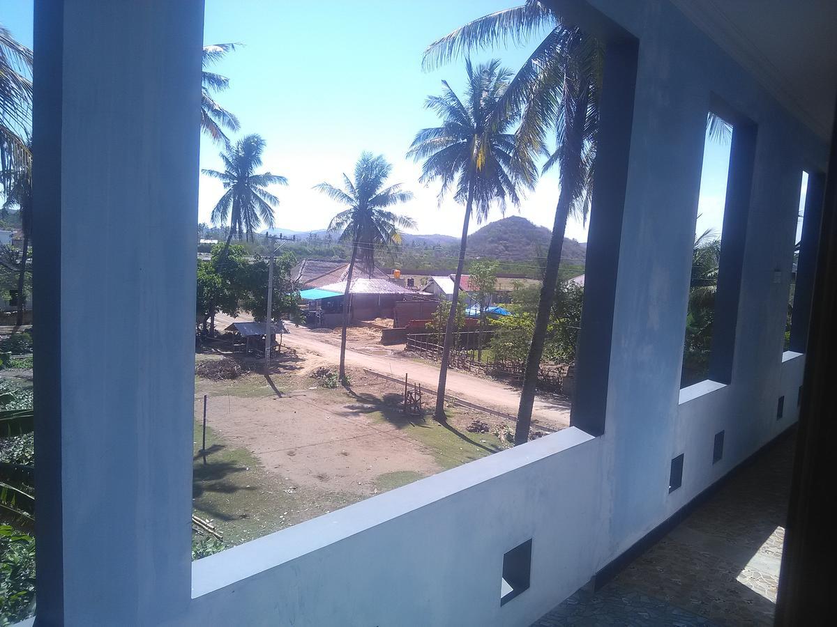 Ridho Malik Hotel Bumbang Luaran gambar